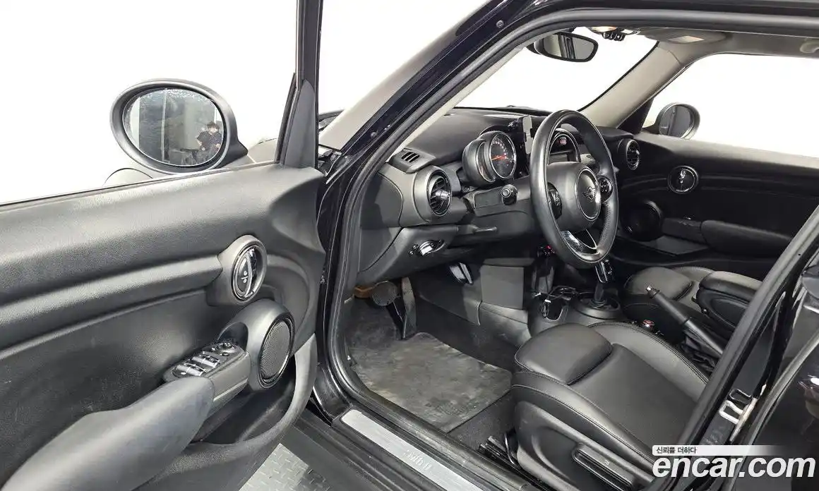 Mini Cooper 2020 1.5 автомат (гидро), фото 12