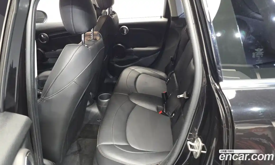 Mini Cooper 2020 1.5 автомат (гидро), фото 16