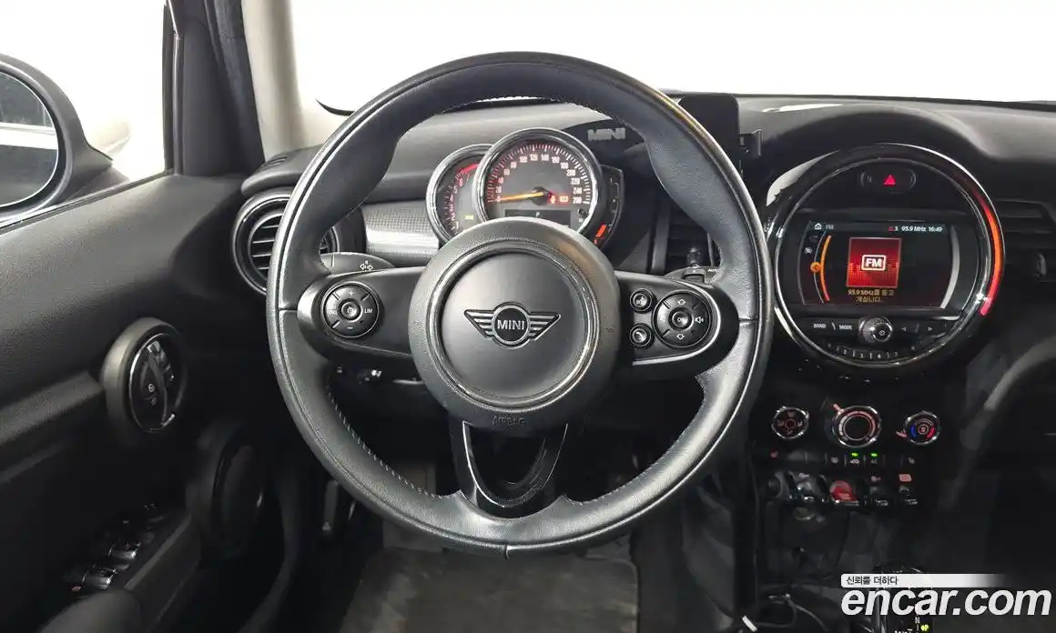 Mini Cooper 2020 1.5 автомат (гидро), фото 18