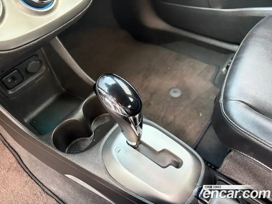 Chevrolet Spark 2015 1.0 автомат (гидро), фото 9