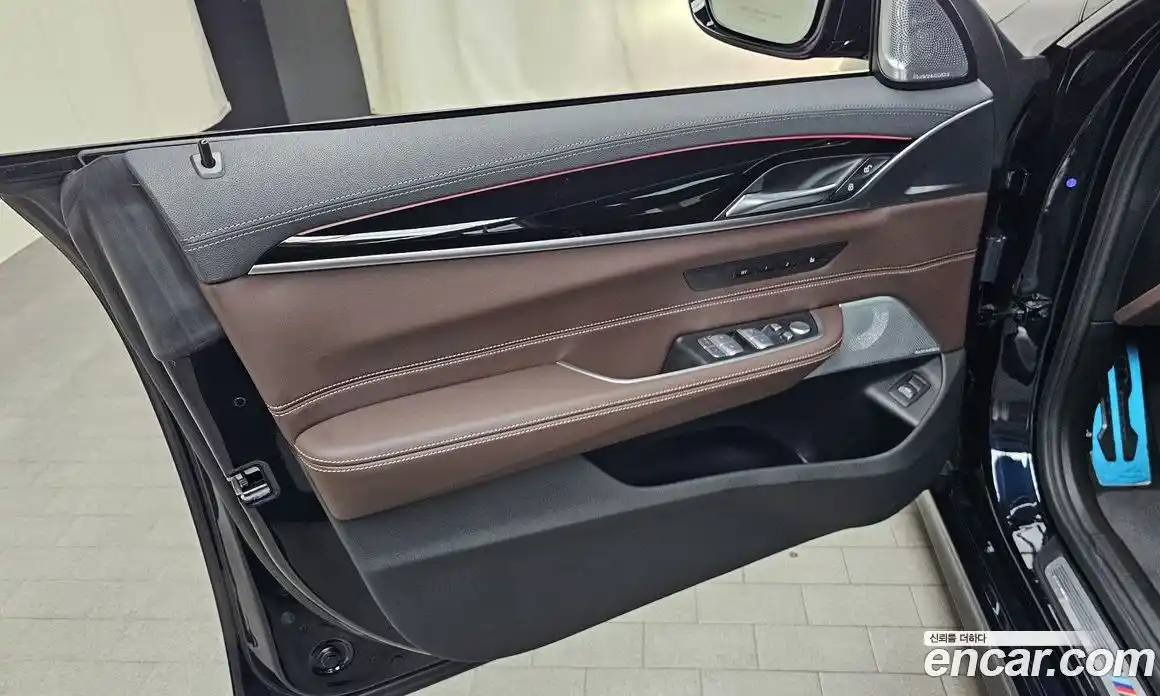 BMW 6 серия 2024 3.0 автомат (гидро), фото 14