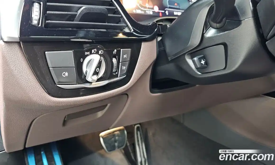 BMW 6 серия 2024 3.0 автомат (гидро), фото 27