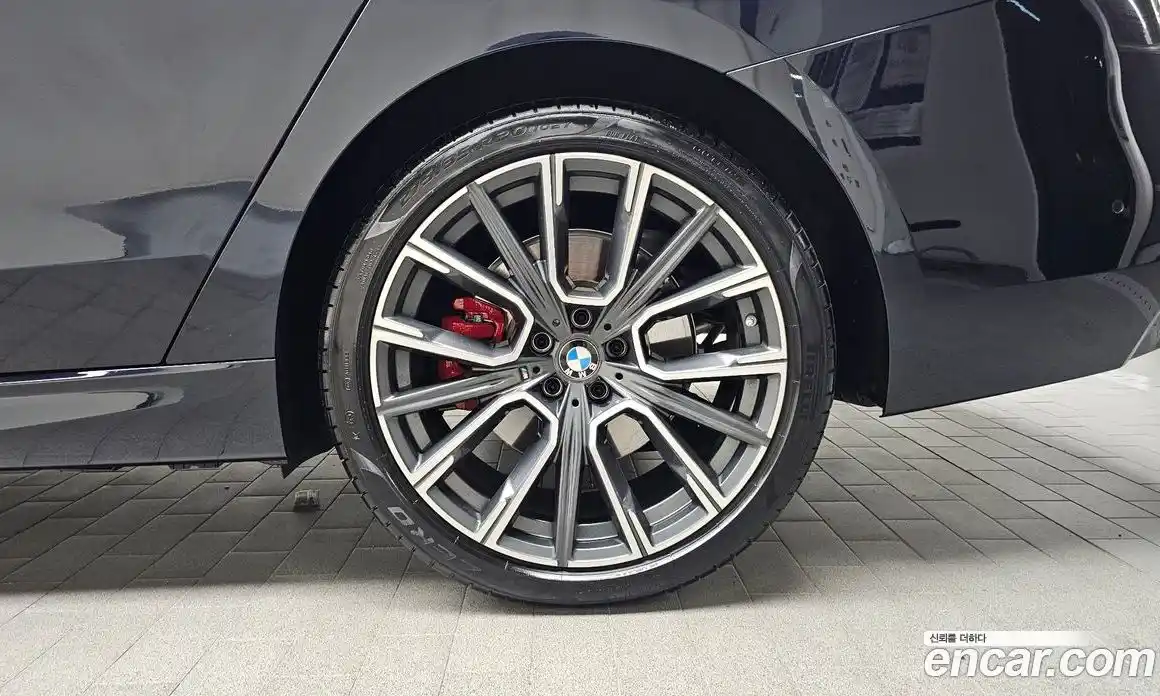 BMW 6 серия 2024 3.0 автомат (гидро), фото 7