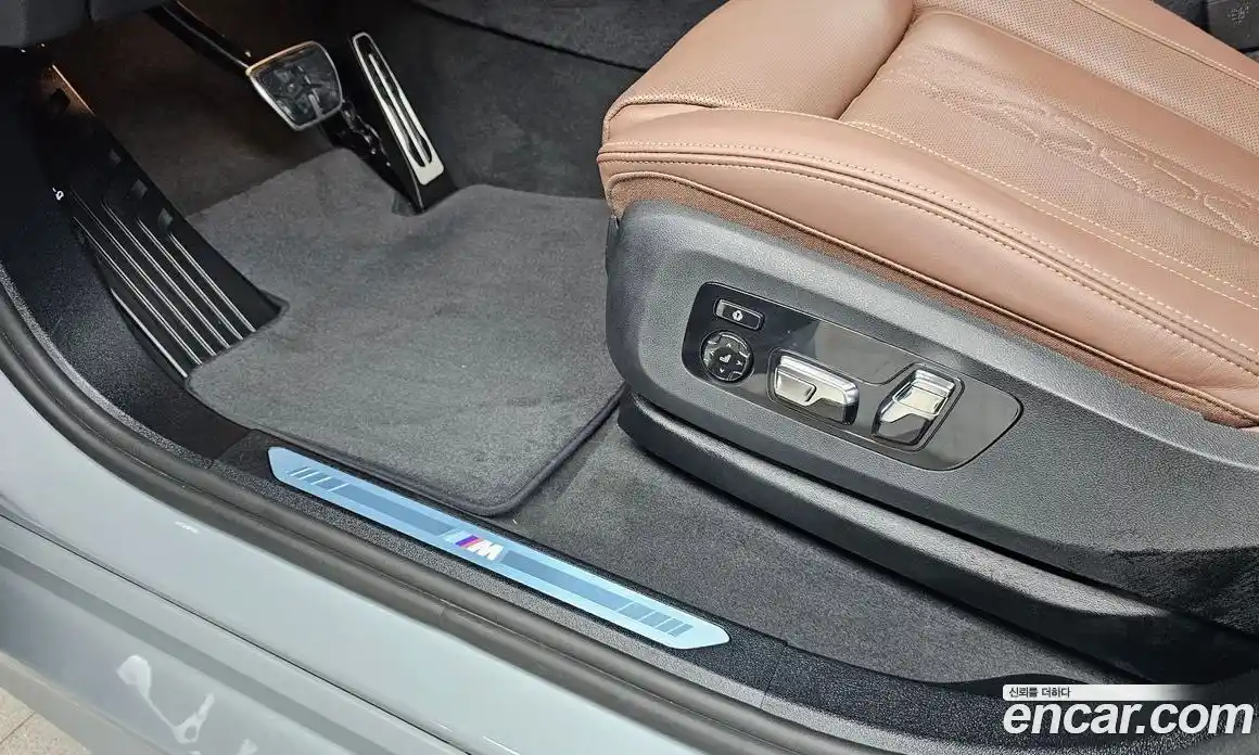 BMW X6 2025 3.0 автомат (гидро), фото 22