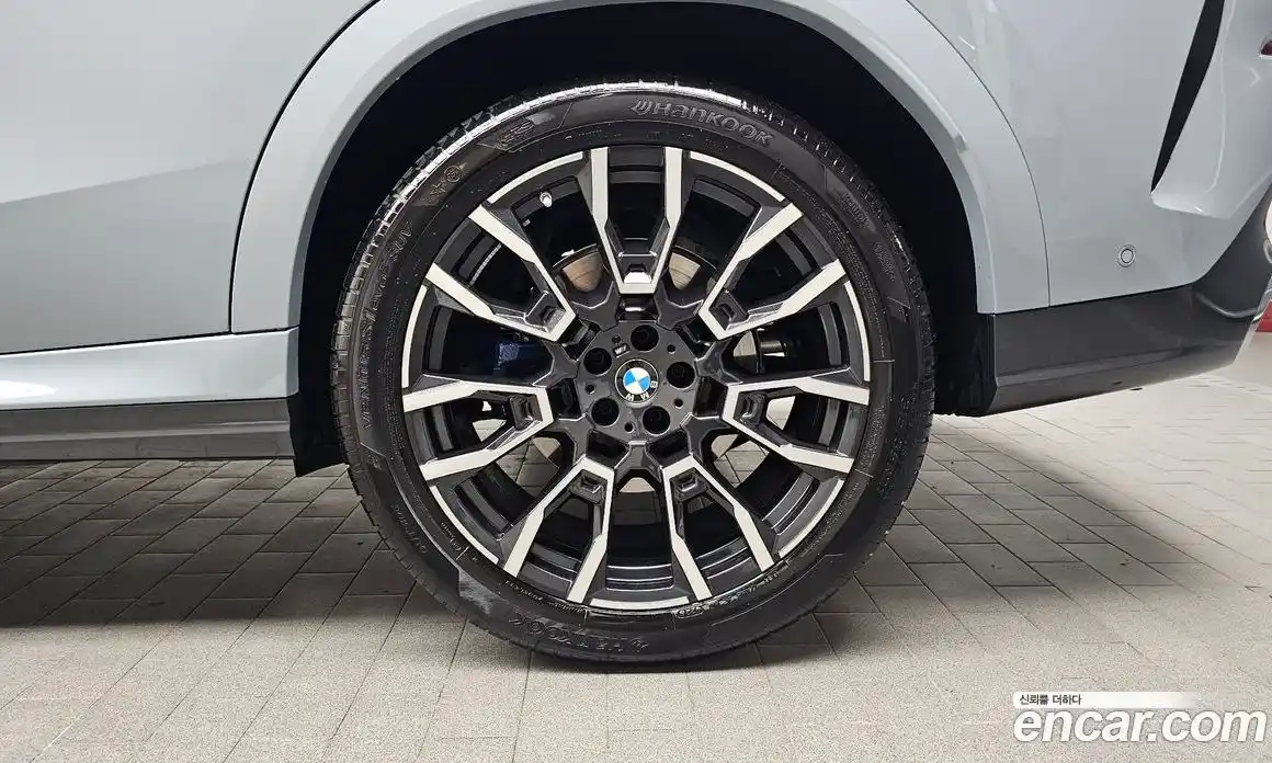 BMW X6 2025 3.0 автомат (гидро), фото 7