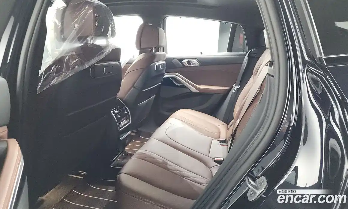 BMW X6 2025 3.0 автомат (гидро), фото 11