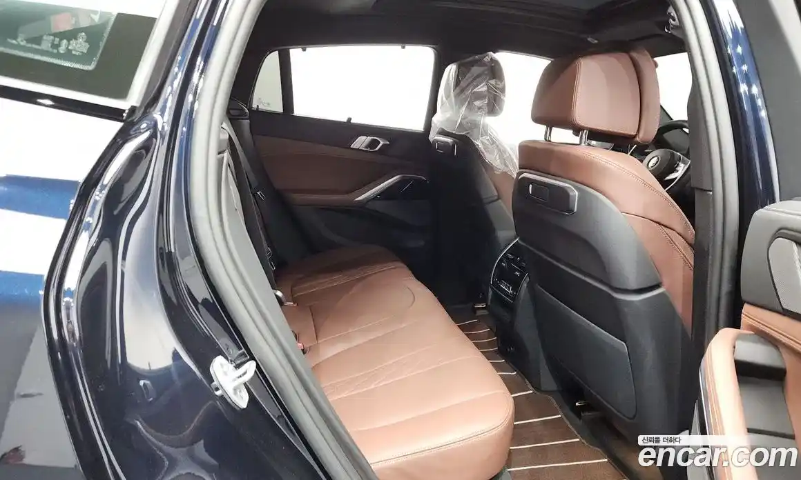 BMW X6 2025 3.0 автомат (гидро), фото 12