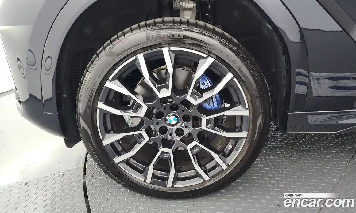 BMW X6 2025 3.0 автомат (гидро), фото 5