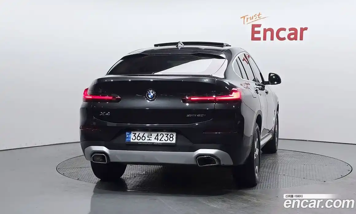 BMW X4 2023 2.0 автомат (гидро), фото 4