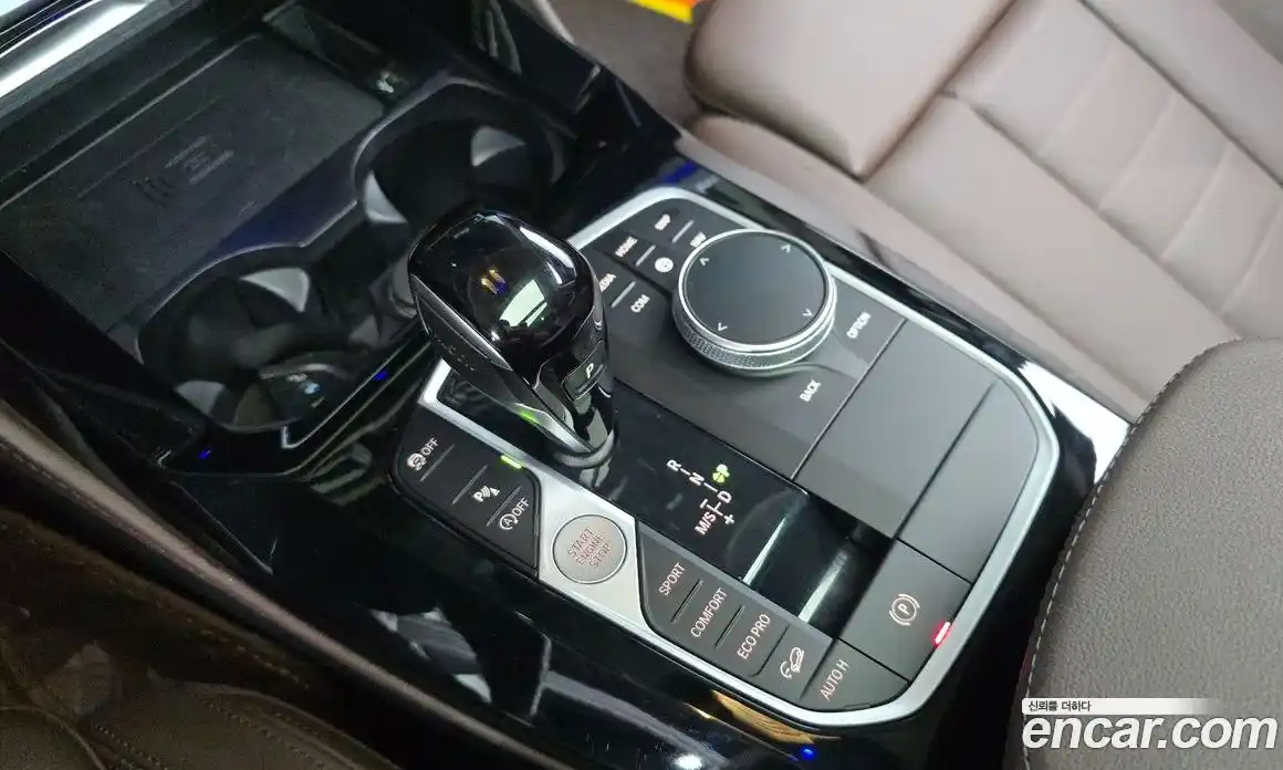 BMW X4 2023 2.0 автомат (гидро), фото 9