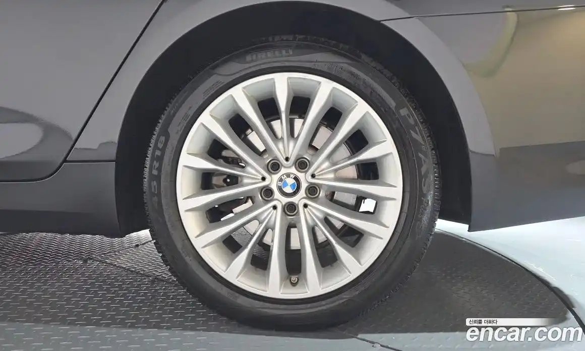 BMW 5 серия 2022 2.0 автомат (гидро), фото 6