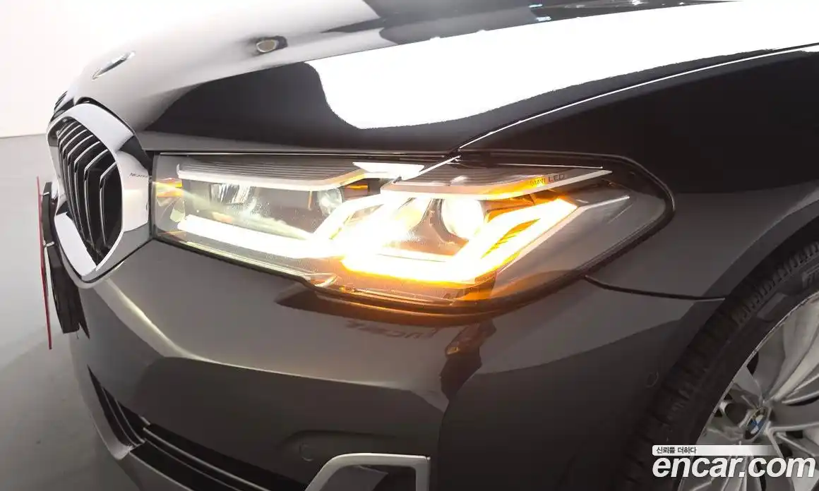 BMW 5 серия 2022 2.0 автомат (гидро), фото 7