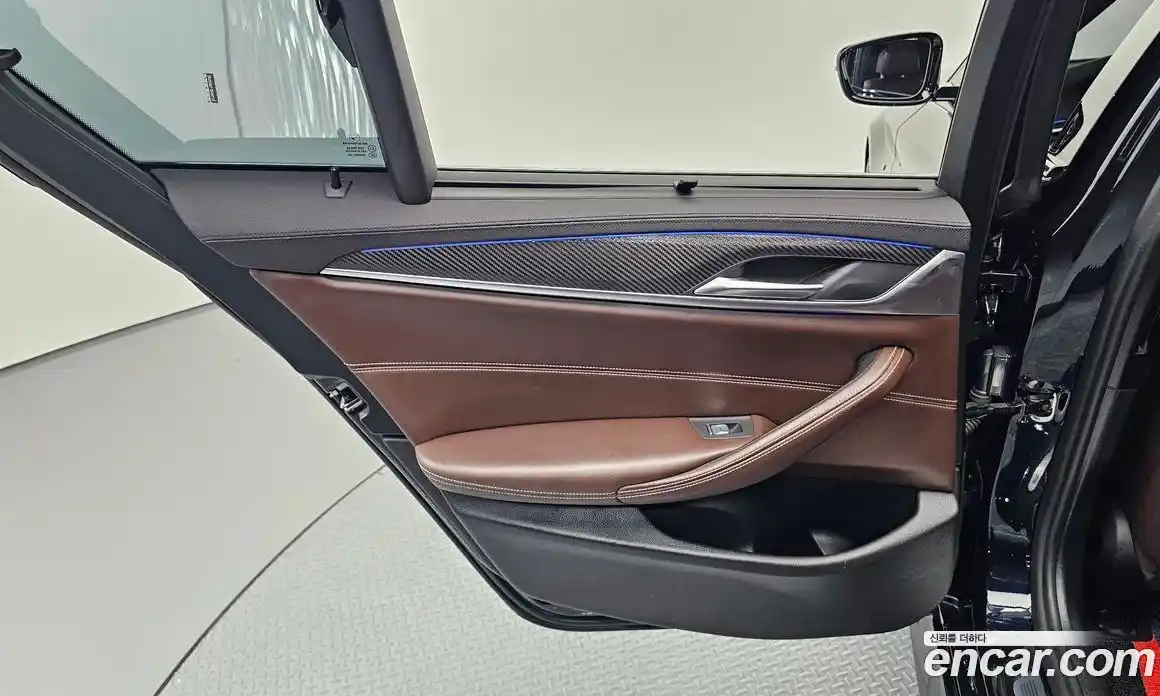 BMW 5 серия 2019 2.0 автомат (гидро), фото 15