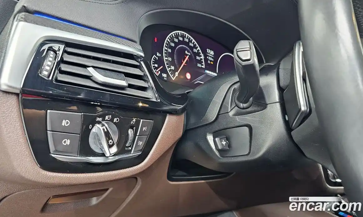 BMW 5 серия 2019 2.0 автомат (гидро), фото 28