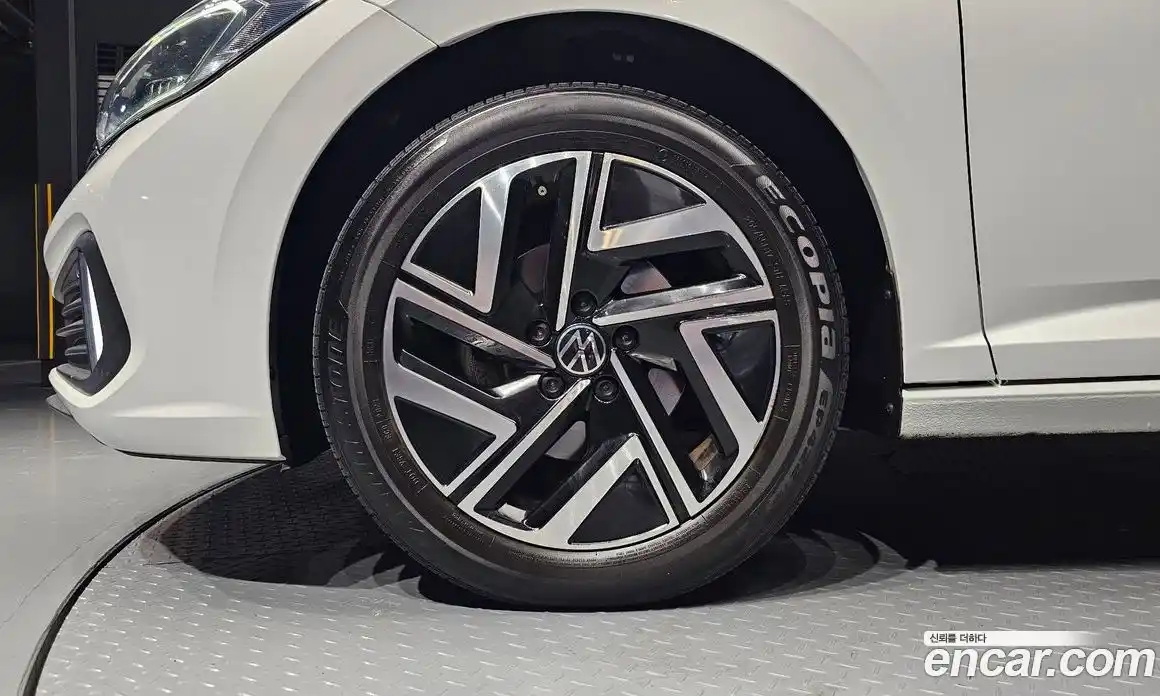 Volkswagen Jetta 2023 1.5 автомат (гидро), фото 5