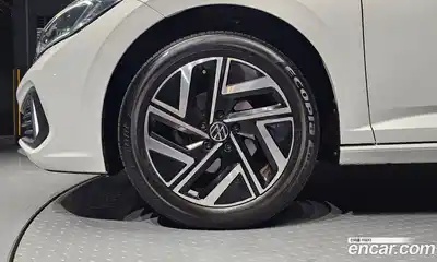 Volkswagen Jetta 2023 1.5 автомат (гидро), миниатюра 5