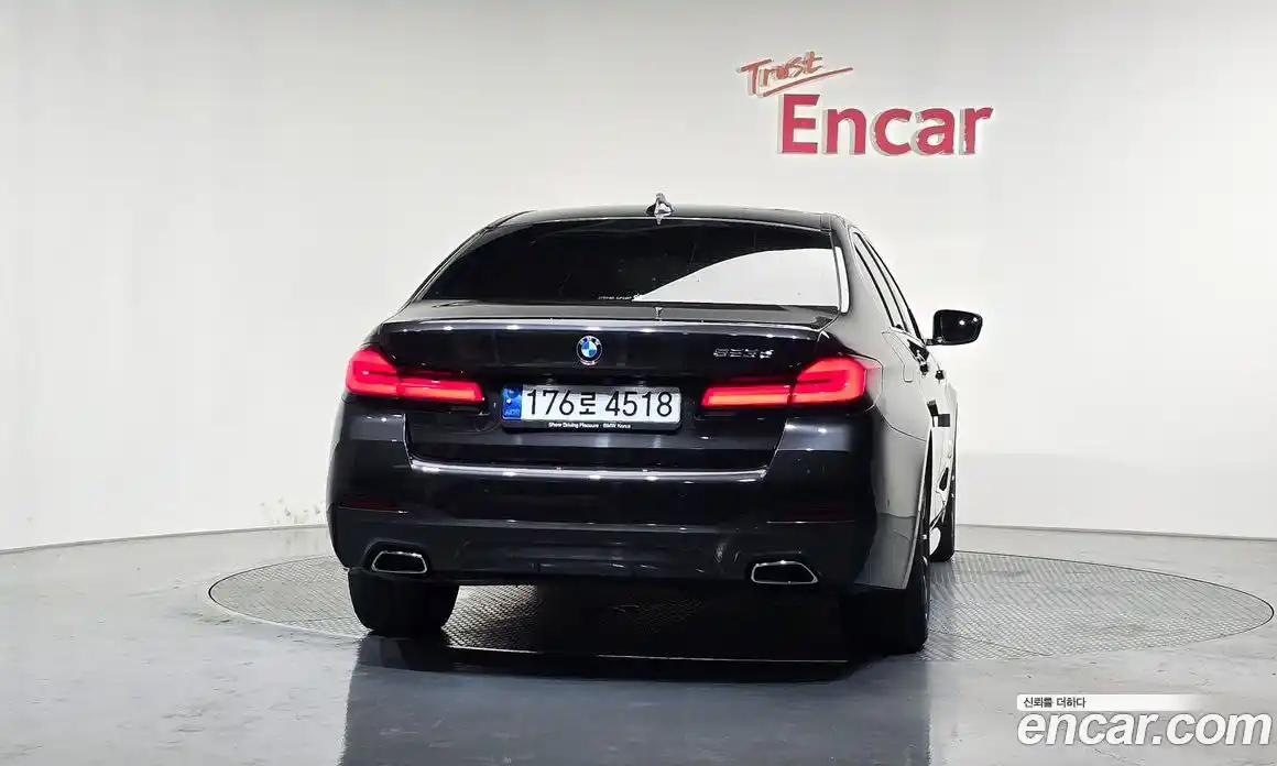BMW 5 серия 2023 2.0 автомат (гидро), фото 4
