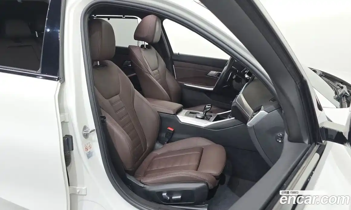 BMW 3 серия 2022 2.0 автомат (гидро), фото 16