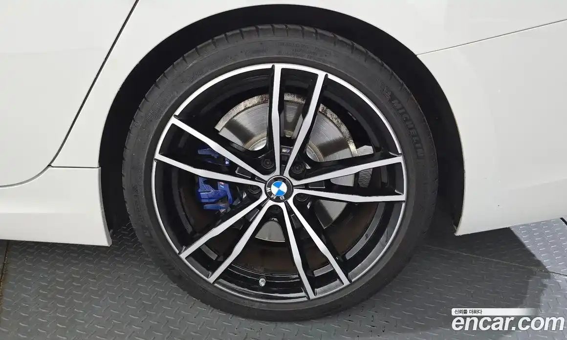 BMW 3 серия 2022 2.0 автомат (гидро), фото 7