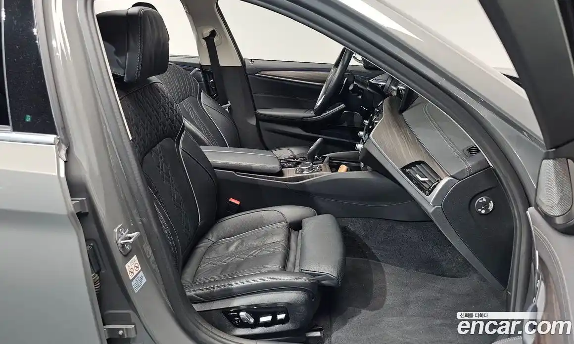 BMW 5 серия 2022 2.0 автомат (гидро), фото 15