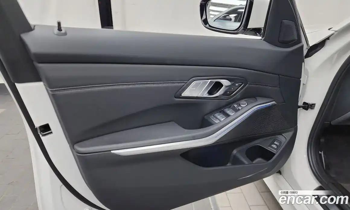 BMW 3 серия 2022 2.0 автомат (гидро), фото 13