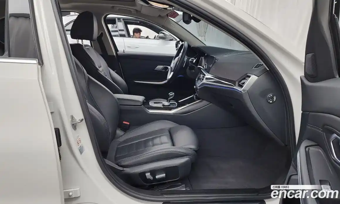 BMW 3 серия 2022 2.0 автомат (гидро), фото 16
