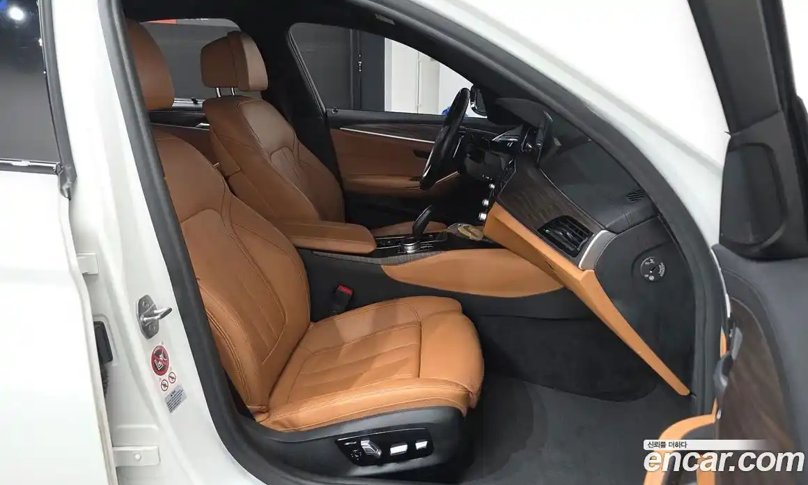 BMW 5 серия 2017 2.0 автомат (гидро), фото 16