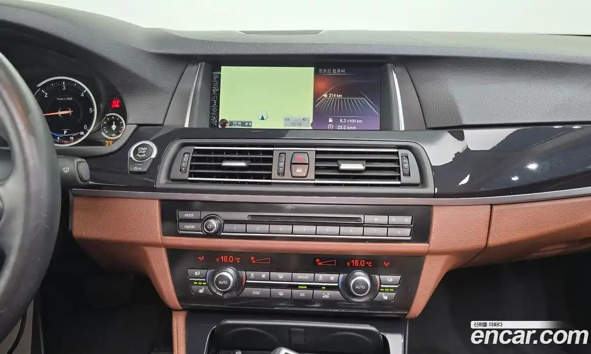 BMW 5 серия 2016 2.0 автомат (гидро), фото 13