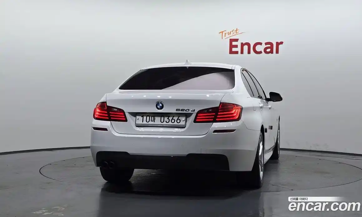 BMW 5 серия 2016 2.0 автомат (гидро), фото 4