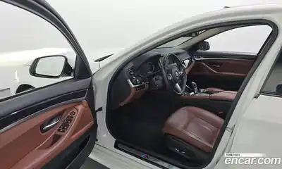BMW 5 серия 2016 2.0 автомат (гидро), миниатюра 10