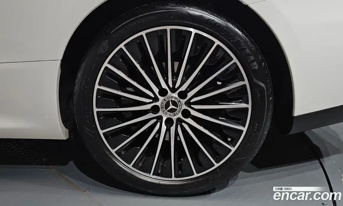 Mercedes-Benz CLE-Class 2024 2.0 гидро, фото 6