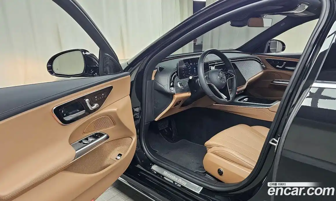 Mercedes-Benz E-Class 2024 2.0 автомат (гидро), фото 13