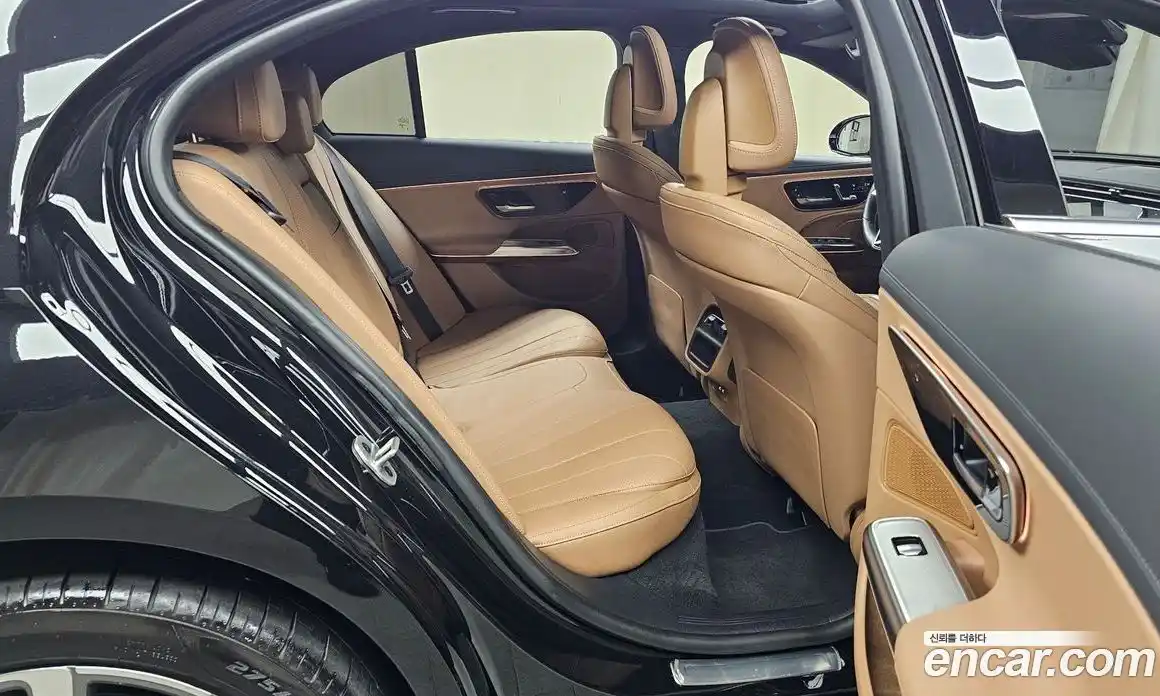 Mercedes-Benz E-Class 2024 2.0 автомат (гидро), фото 17