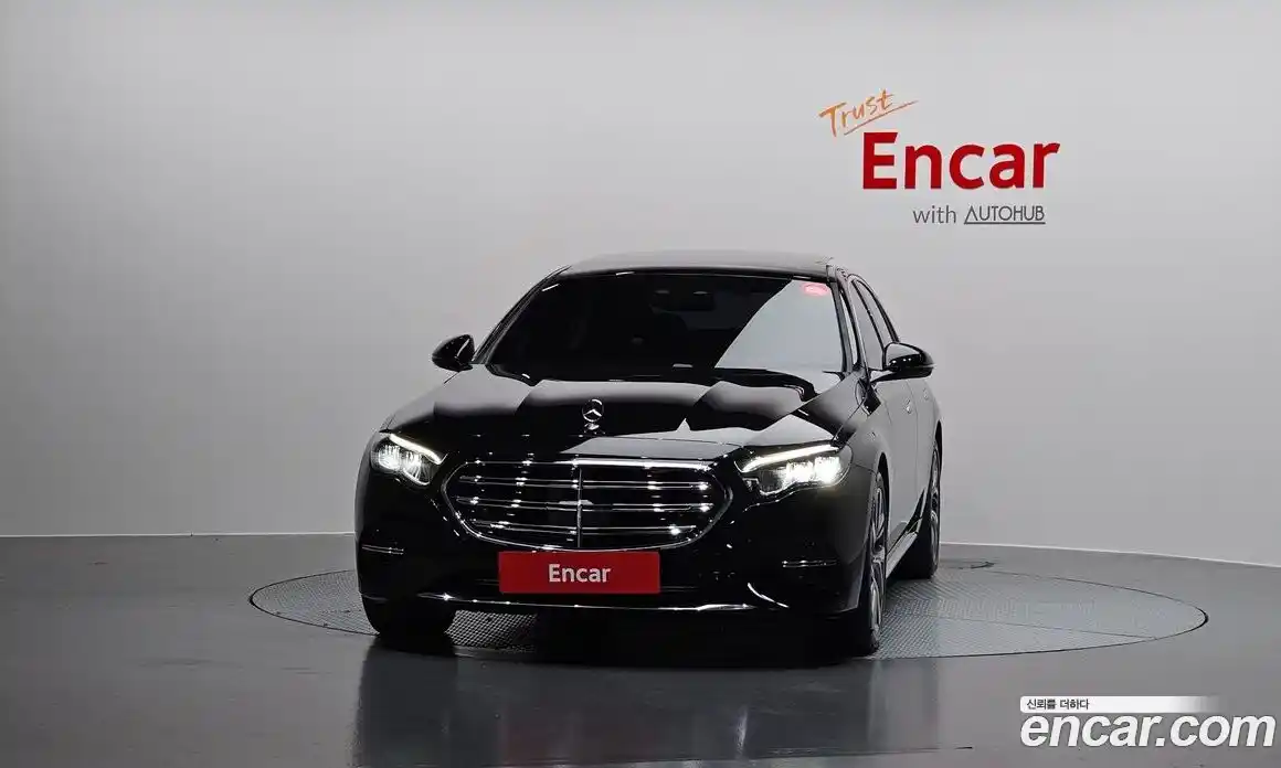 Mercedes-Benz E-Class 2024 2.0 автомат (гидро), фото 3