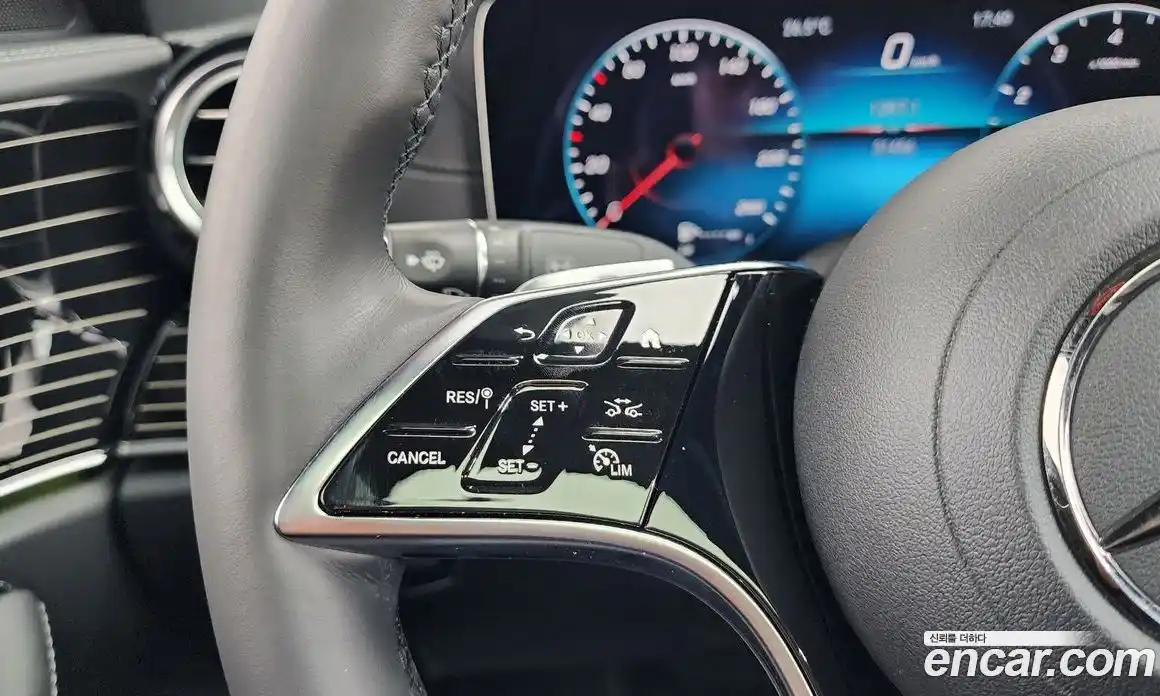 Mercedes-Benz E-Class 2023 3.0 автомат (гидро), фото 23