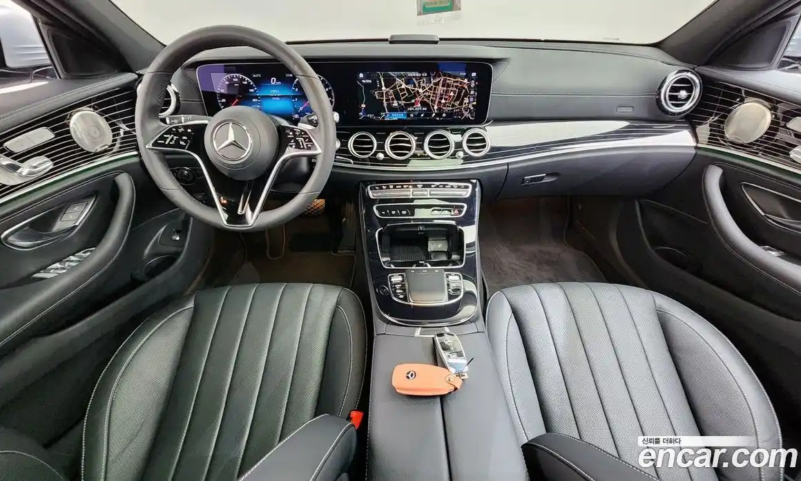 Mercedes-Benz E-Class 2023 3.0 автомат (гидро), фото 10