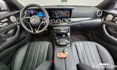 Mercedes-Benz E-Class 2023 3.0 автомат (гидро), миниатюра 10