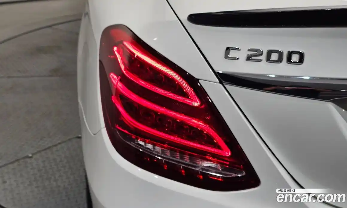 Mercedes-Benz C-Class 2018 2.0 гидро, фото 9