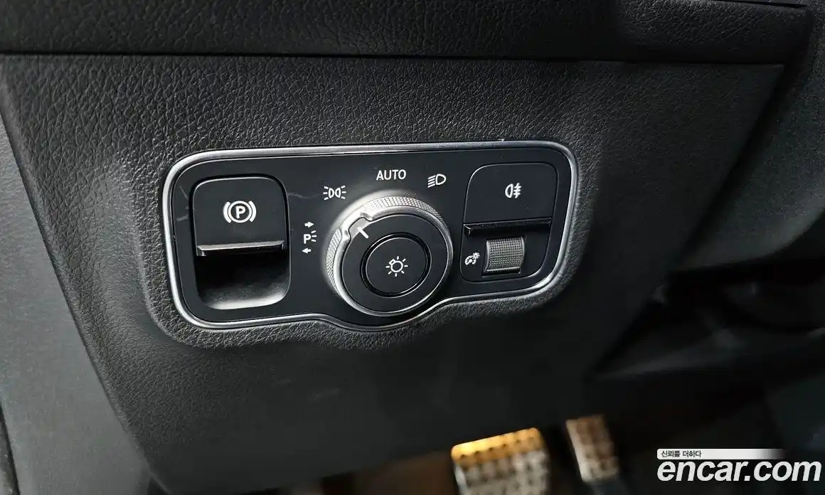 Mercedes-Benz GLB-Class 2022 2.0 гидро, фото 14 Mercedes-Benz GLB-Class 2022 2.0 гидро, фото 14