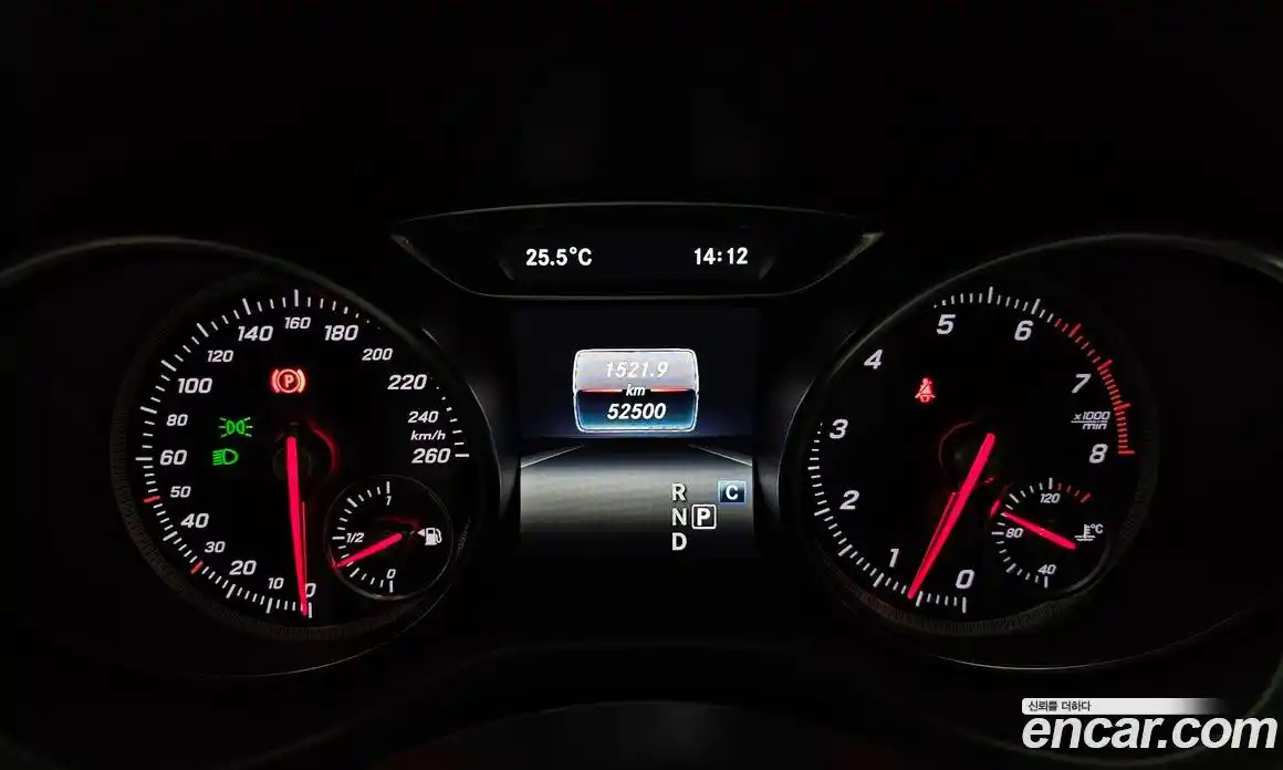 Mercedes-Benz GLA-Class 2017 2.0 гидро, фото 11 Mercedes-Benz GLA-Class 2017 2.0 гидро, фото 11