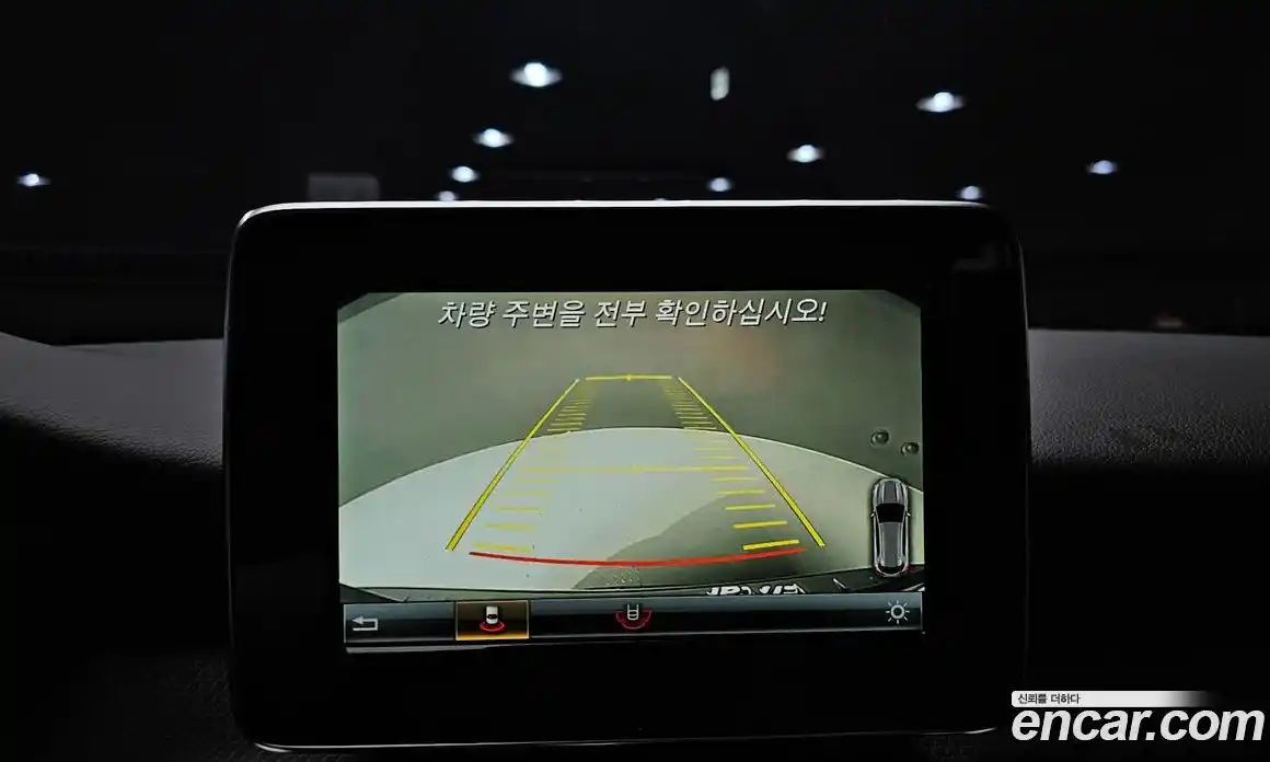 Mercedes-Benz GLA-Class 2017 2.0 гидро, фото 21 Mercedes-Benz GLA-Class 2017 2.0 гидро, фото 21
