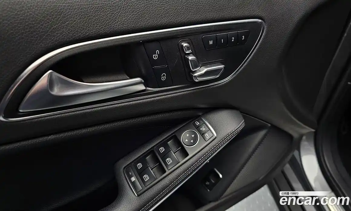 Mercedes-Benz GLA-Class 2017 2.0 гидро, фото 22 Mercedes-Benz GLA-Class 2017 2.0 гидро, фото 22
