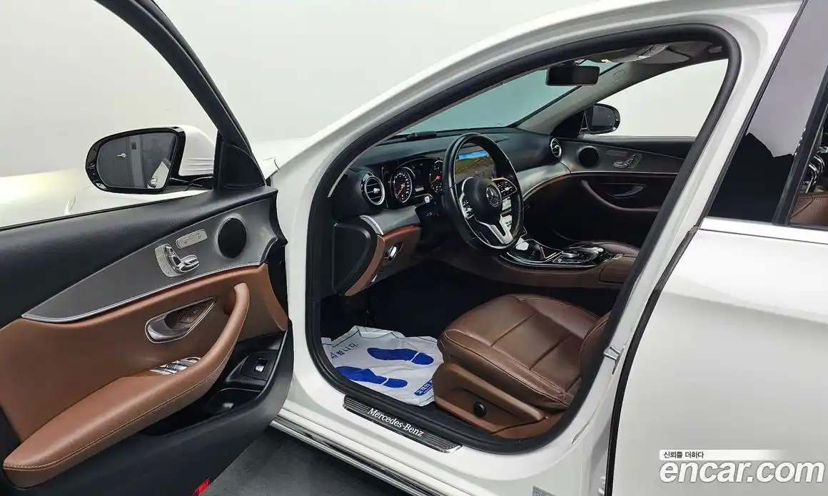 Mercedes-Benz E-Class 2018 2.0 автомат (гидро), фото 10