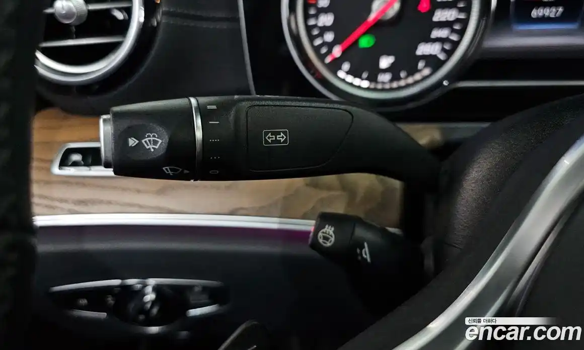 Mercedes-Benz E-Class 2019 1.9 автомат (гидро), фото 28