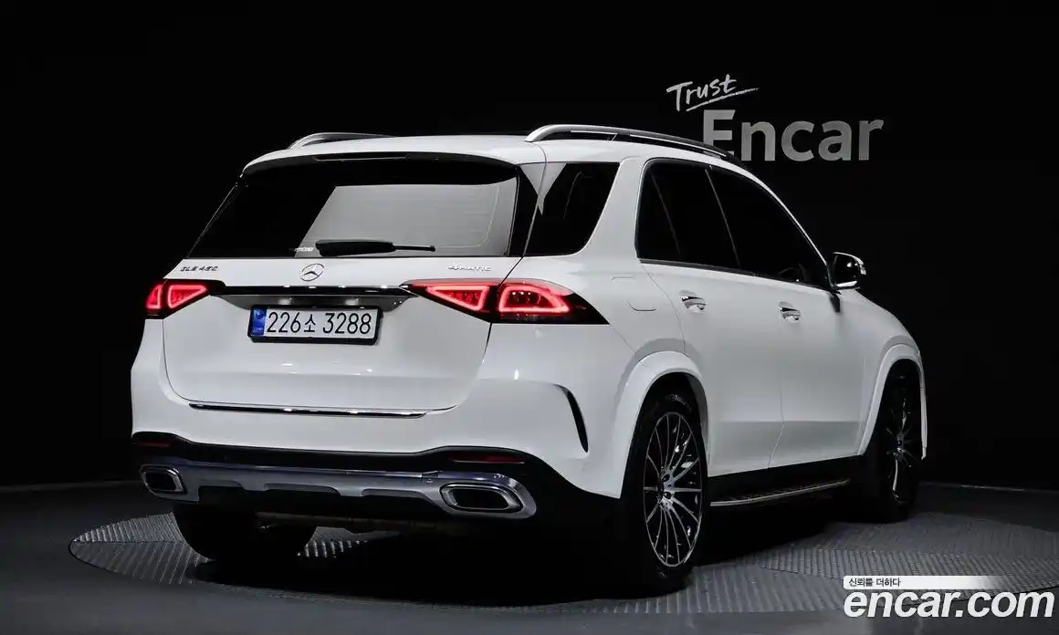 Mercedes-Benz GLE-Class 2020 3.0 гидро, фото 2 Mercedes-Benz GLE-Class 2020 3.0 гидро, фото 2