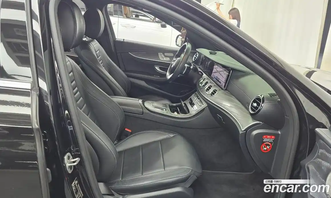 Mercedes-Benz E-Class 2021 2.0 автомат (гидро), фото 16