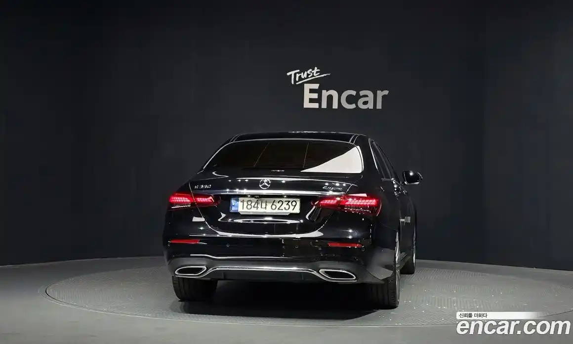 Mercedes-Benz E-Class 2021 2.0 автомат (гидро), фото 4