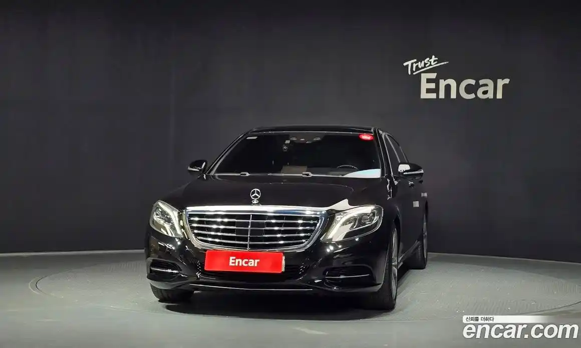Mercedes-Benz S-Class 2015 4.7 гидро, фото 3 Mercedes-Benz S-Class 2015 4.7 гидро, фото 3