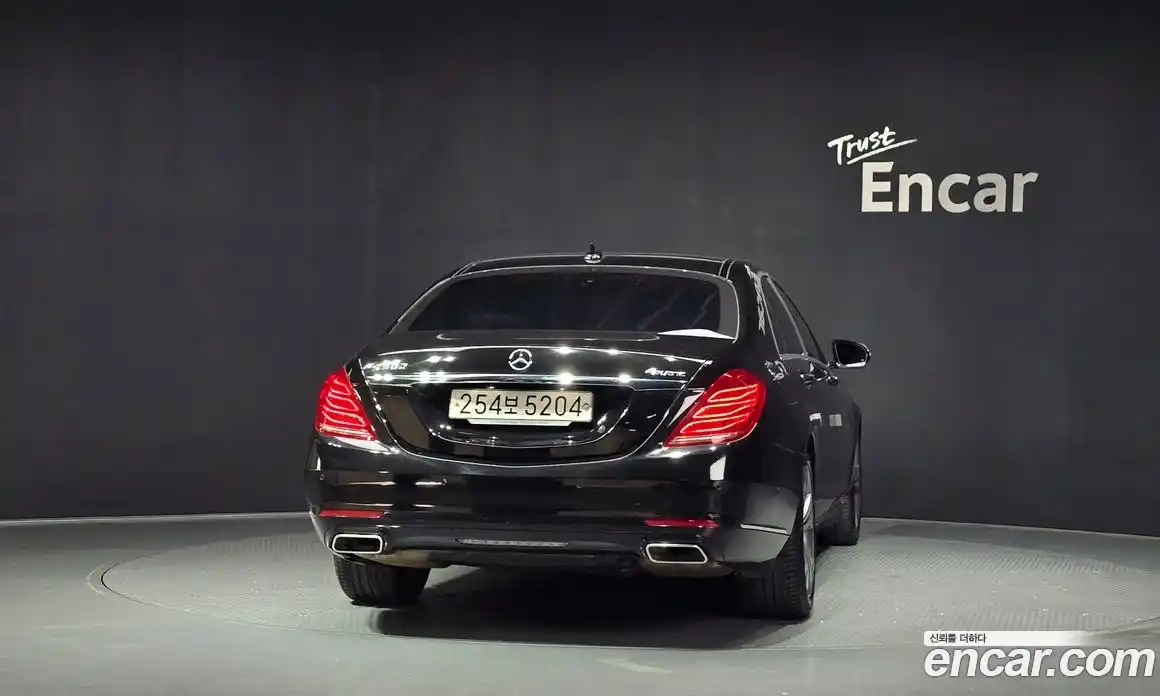 Mercedes-Benz S-Class 2015 4.7 гидро, фото 4 Mercedes-Benz S-Class 2015 4.7 гидро, фото 4