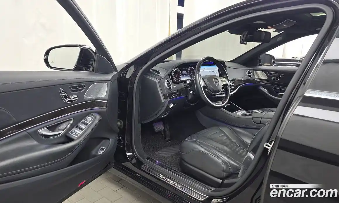 Mercedes-Benz S-Class 2015 4.7 гидро, фото 10 Mercedes-Benz S-Class 2015 4.7 гидро, фото 10